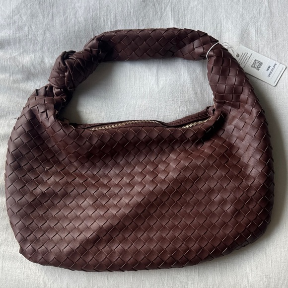 Chocolate Woven Bag- Urban Expressions - Picture 2 of 3